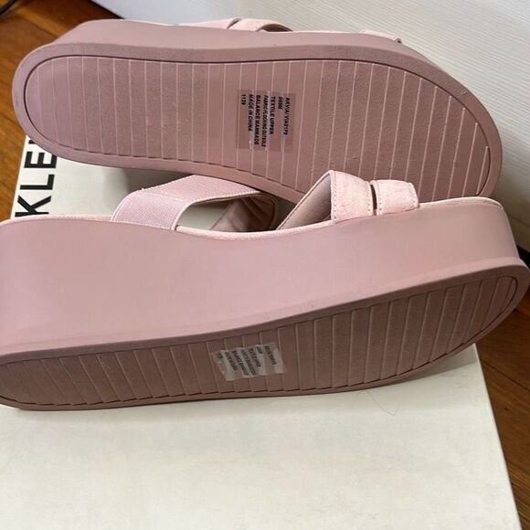 Anne Klein Via Wedge Sandal Strappy Slip on Pink Size 8.5 NIB - Picture 6 of 7